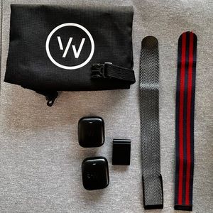 Whoop 4.0 device & batteries